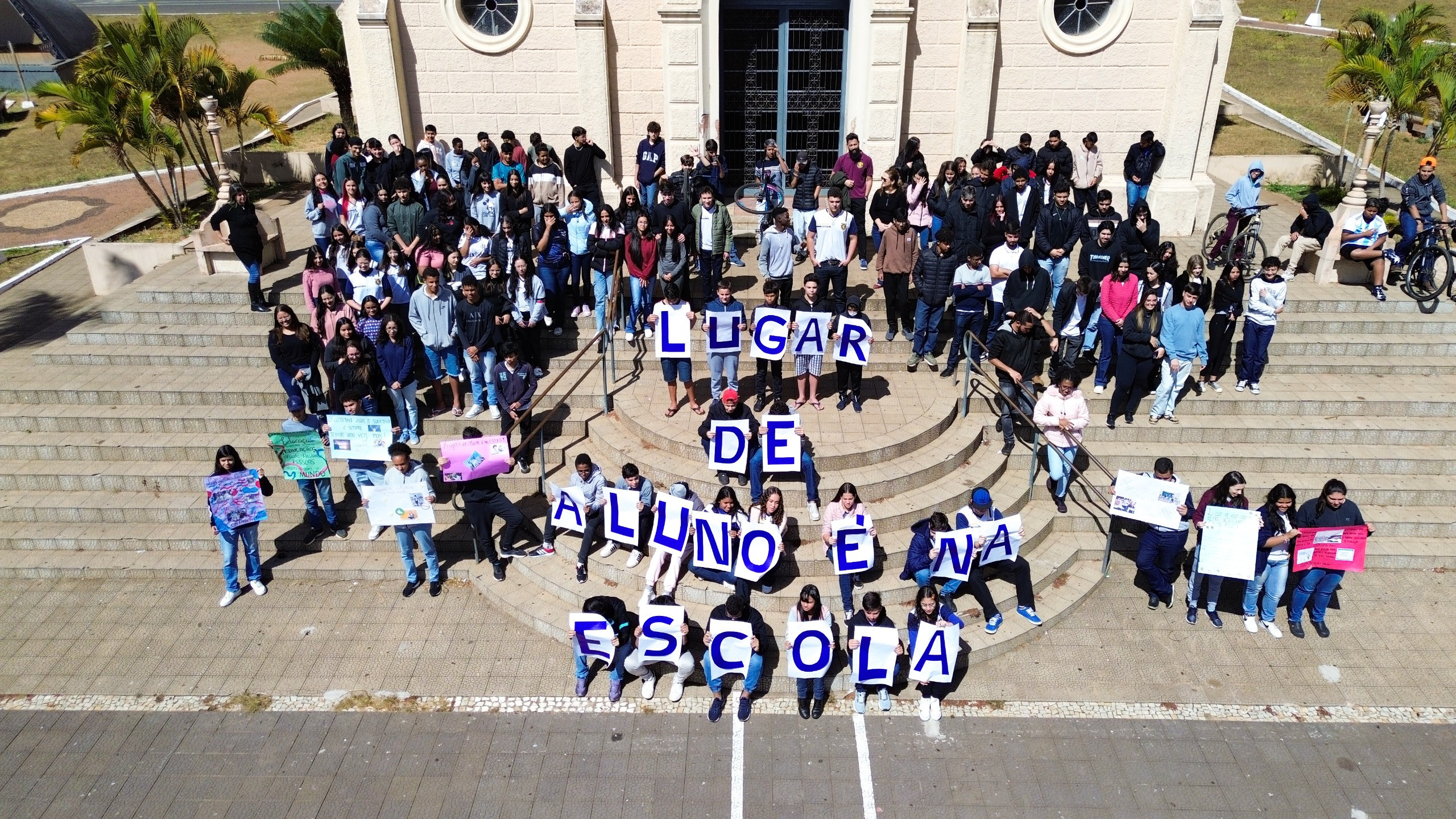 Minas Gerais reduz abandono escolar em 50% com o apoio da estratégia Busca Ativa Escolar