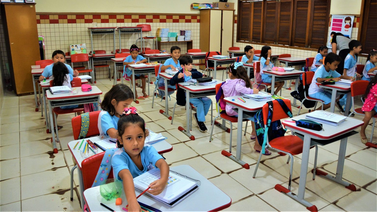 Prefeitura de Rio Branco alcança meta do Selo Unicef em rematrículas da Busca Ativa Escolar